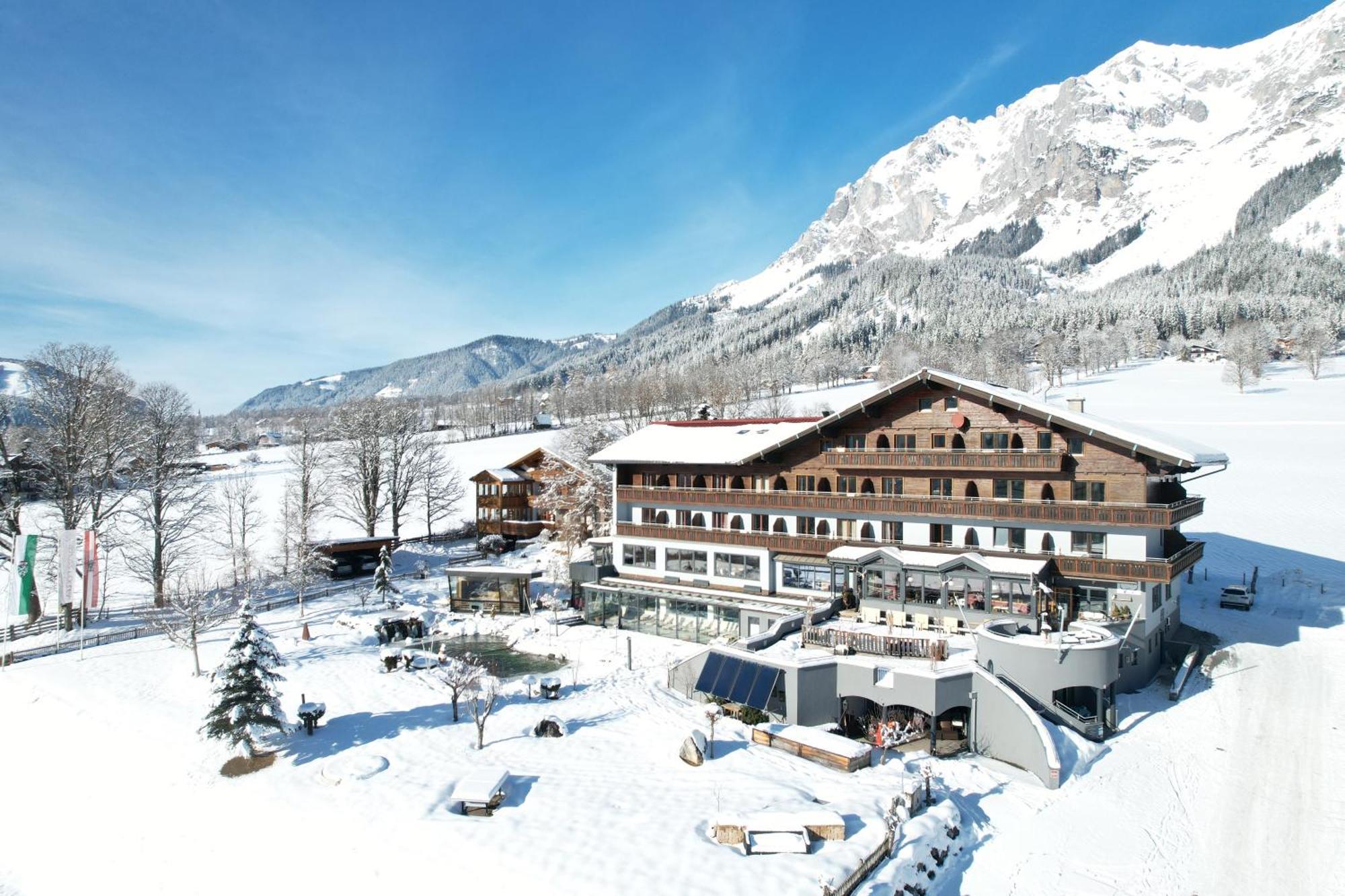 Hotel Berghof รัมเซา อัม ดาคชไตน์ ภายนอก รูปภาพ