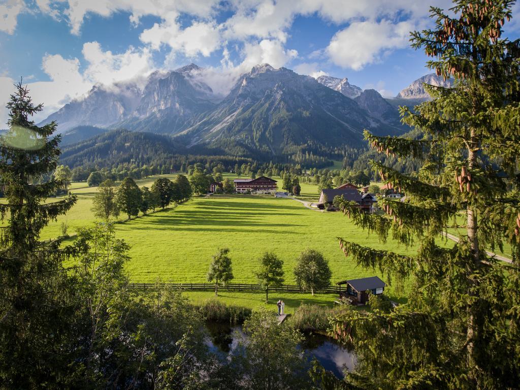 Hotel Berghof รัมเซา อัม ดาคชไตน์ ภายนอก รูปภาพ